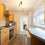 بيت للعطل Hanson House